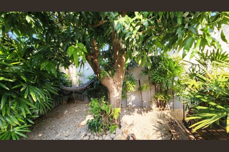 Casa de condomínio à venda com 297m², 3 quartos e 4 vagas Casa de condomínio à venda com 297m², 3 quartos e 4 vagasÁrea Gourmet