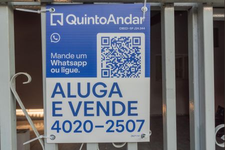 Casa à venda com 118m², 2 quartos e 2 vagas Casa à venda com 118m², 2 quartos e 2 vagasPlaquinha