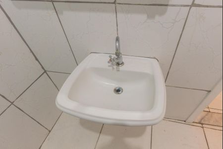 Casa à venda com 118m², 2 quartos e 2 vagas Casa à venda com 118m², 2 quartos e 2 vagasBanheiro