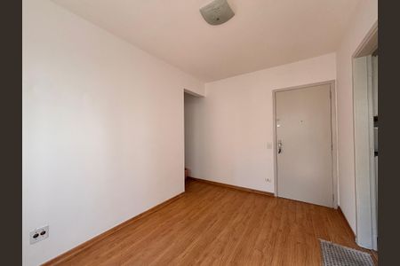 Apartamento à venda com 34m², 1 quarto e 1 vaga Apartamento à venda com 34m², 1 quarto e 1 vagaSala