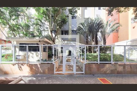 Apartamento à venda com 34m², 1 quarto e 1 vaga Apartamento à venda com 34m², 1 quarto e 1 vagaFachada