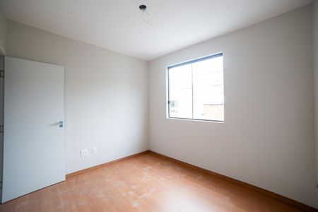 Apartamento à venda com 78m², 3 quartos e 2 vagasQuarto 2
