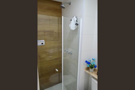 Apartamento à venda com 55m², 2 quartos e 1 vaga Apartamento à venda com 55m², 2 quartos e 1 vagaBanheiro