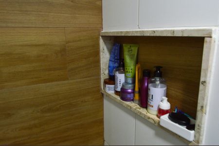 Apartamento à venda com 55m², 2 quartos e 1 vaga Apartamento à venda com 55m², 2 quartos e 1 vagaBanheiro da Suíte