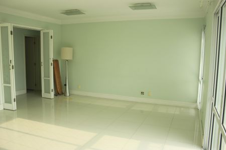 Apartamento à venda com 136m², 3 quartos e 3 vagasSala