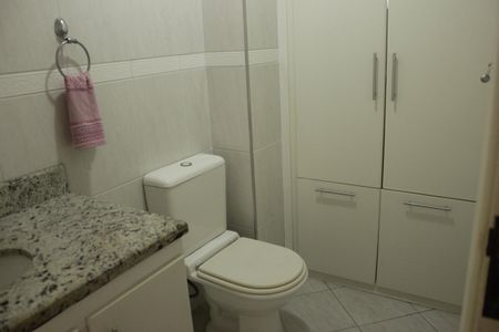 Apartamento à venda com 136m², 3 quartos e 3 vagasBanheiro da Suíte 1