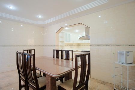 Casa à venda com 300m², 4 quartos e 4 vagasSala de Jantar