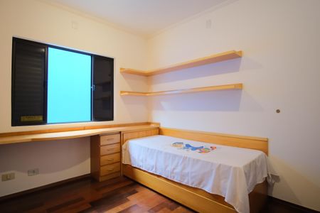 Casa à venda com 300m², 4 quartos e 4 vagasSuíte 1