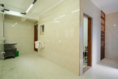 Casa à venda com 300m², 4 quartos e 4 vagasÁrea de Serviço