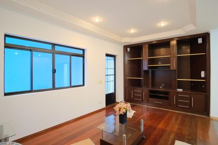 Casa à venda com 300m², 4 quartos e 4 vagasSala