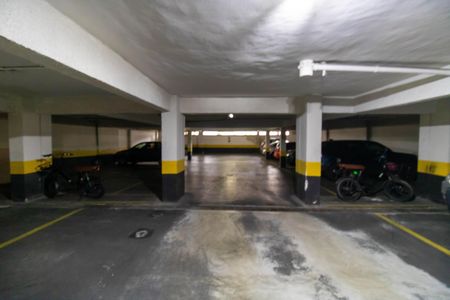 Apartamento à venda com 70m², 2 quartos e 1 vaga Apartamento à venda com 70m², 2 quartos e 1 vagaGaragem