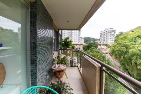 Apartamento à venda com 70m², 2 quartos e 1 vaga Apartamento à venda com 70m², 2 quartos e 1 vagaVaranda da Sala