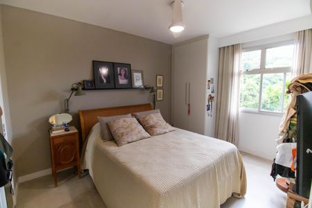 Apartamento à venda com 70m², 2 quartos e 1 vaga Apartamento à venda com 70m², 2 quartos e 1 vagaSuíte