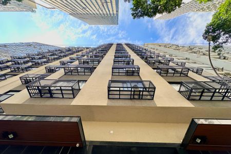 Studio à venda com 50m², 1 quarto e sem vaga Studio à venda com 50m², 1 quarto e sem vagaFachada
