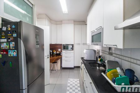 Apartamento à venda com 140m², 3 quartos e sem vagaCozinha