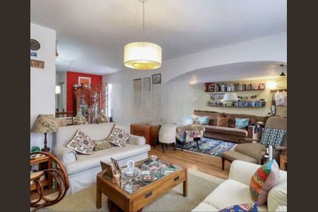 Casa à venda com 177m², 3 quartos e 3 vagas