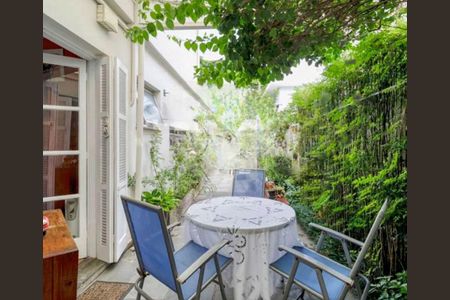 Casa à venda com 177m², 3 quartos e 3 vagas
