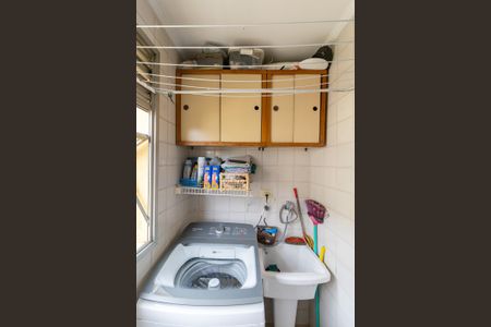 Apartamento à venda com 54m², 2 quartos e 1 vagaCozinha e Área de Serviço