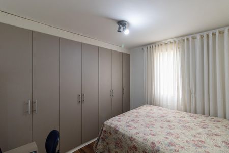 Apartamento à venda com 54m², 2 quartos e 1 vagaQuarto 2