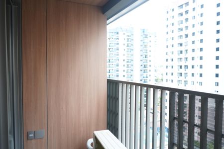 Studio para alugar com 25m², 1 quarto e sem vagaSacada