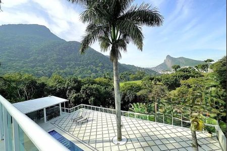 Casa à venda com 500m², 4 quartos e 5 vagas