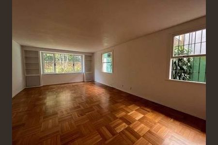 Casa à venda com 464m², 6 quartos e 1 vaga