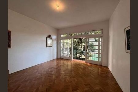 Casa à venda com 464m², 6 quartos e 1 vaga