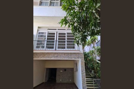 Casa à venda com 464m², 6 quartos e 1 vaga
