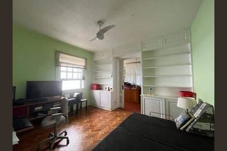 Casa à venda com 464m², 6 quartos e 1 vaga