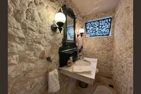 Casa à venda com 464m², 6 quartos e 1 vaga