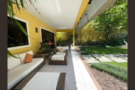 Casa à venda com 838m², 4 quartos e 8 vagas