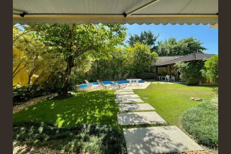 Casa à venda com 838m², 4 quartos e 8 vagas