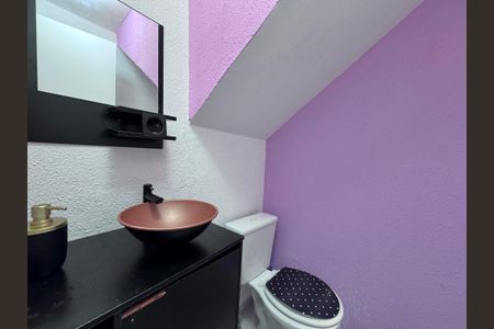 Casa à venda com 127m², 3 quartos e 1 vaga Casa à venda com 127m², 3 quartos e 1 vagaLavabo