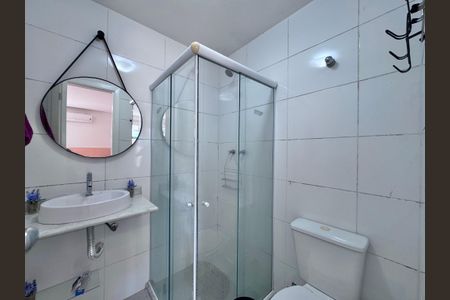Casa à venda com 127m², 3 quartos e 1 vaga Casa à venda com 127m², 3 quartos e 1 vagaBanheiro da Suíte 1