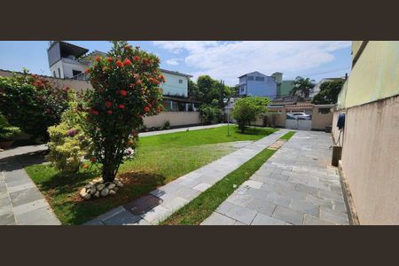 Casa à venda com 100m², 3 quartos e 2 vagas