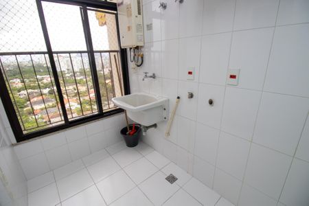 Apartamento à venda com 90m², 2 quartos e 1 vaga Apartamento à venda com 90m², 2 quartos e 1 vagaÁrea de ServiçoQuarto dee