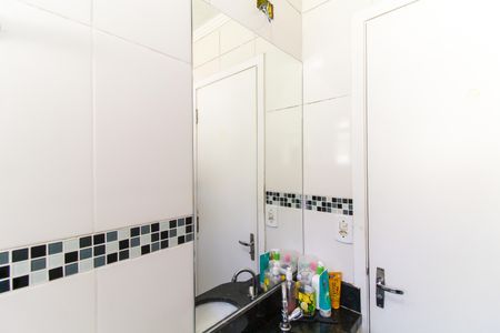 Casa de condomínio à venda com 130m², 3 quartos e 2 vagas Casa de condomínio à venda com 130m², 3 quartos e 2 vagasBanheiro Social