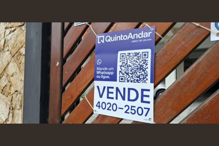 Apartamento à venda com 125m², 3 quartos e 3 vagasPlaquinha instalada na fachada