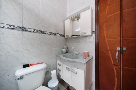 Casa à venda com 144m², 3 quartos e 2 vagasBanheiro 1