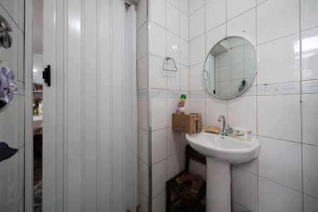 Casa à venda com 144m², 3 quartos e 2 vagasBanheiro 2