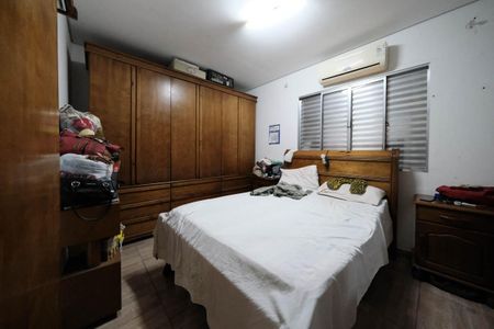 Casa à venda com 144m², 3 quartos e 2 vagasQuarto 1