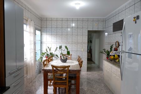 Casa de condomínio à venda com 184m², 3 quartos e 3 vagas Casa de condomínio à venda com 184m², 3 quartos e 3 vagasCozinha