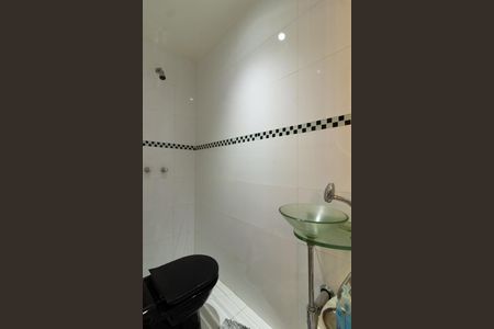 Apartamento à venda com 75m², 2 quartos e 1 vagaBanheiro 2