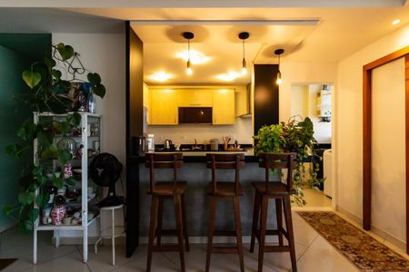 Apartamento à venda com 75m², 2 quartos e 1 vagaCozinha