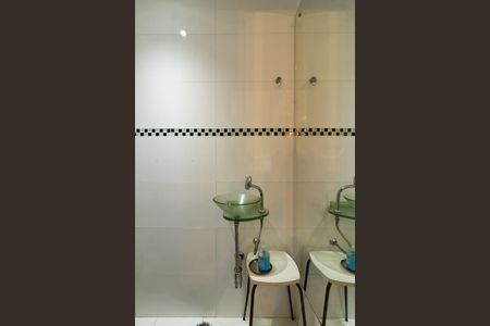 Apartamento à venda com 75m², 2 quartos e 1 vagaBanheiro 2