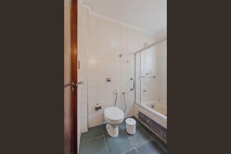 Apartamento à venda com 115m², 2 quartos e 1 vagaBanheiro 1