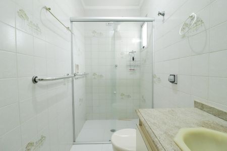 Apartamento à venda com 61m², 2 quartos e 1 vaga Apartamento à venda com 61m², 2 quartos e 1 vagaBanheiro Social