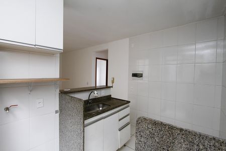 Apartamento à venda com 48m², 2 quartos e 1 vagaCozinha e Área de Serviço
