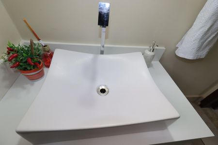 Casa à venda com 239m², 3 quartos e 5 vagasLavabo - Pia