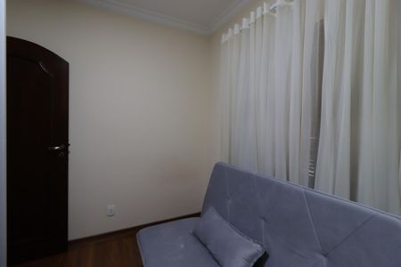 Casa à venda com 239m², 3 quartos e 5 vagasQuarto 2